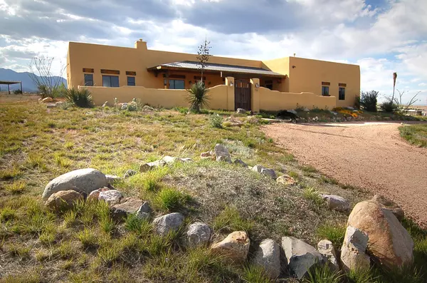 14 Jane Lane, Sonoita, AZ 85637