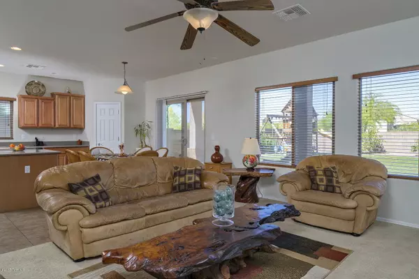 6046 S Jakemp Trail, Tucson, AZ 85747