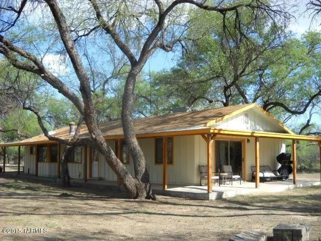 Benson, AZ 85602,3104 N Cattle Drive