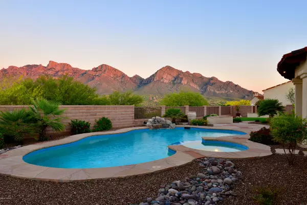 243 E Desert Ledge Place, Oro Valley, AZ 85737