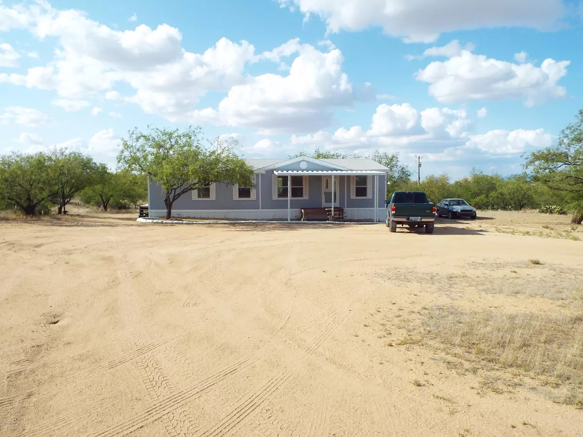 Sahuarita, AZ 85629,16889 S Lone Saguaro RoadS