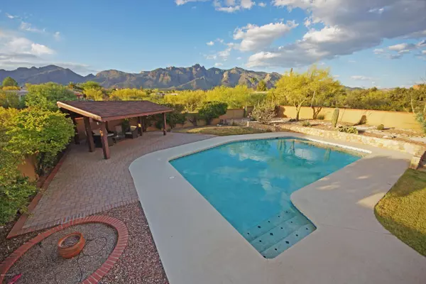 2705 E Camino La Zorrela, Tucson, AZ 85718