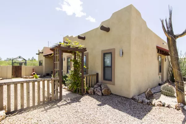 333 N Mescal Road, Benson, AZ 85602