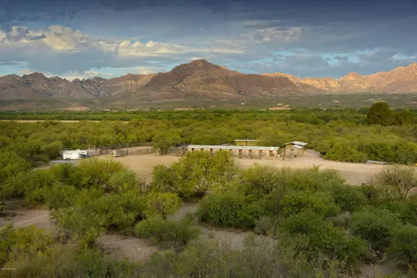 87 CLARK CROSSING Road, Tubac, AZ 85646