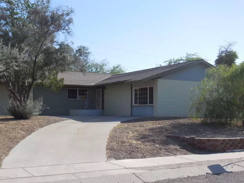 8532 E Desert Steppes Drive, Tucson, AZ 85710