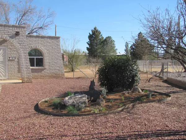 Pearce, AZ 85625,1010 N Justin Court