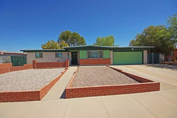 1002 W Edgewater Drive, Tucson, AZ 85704