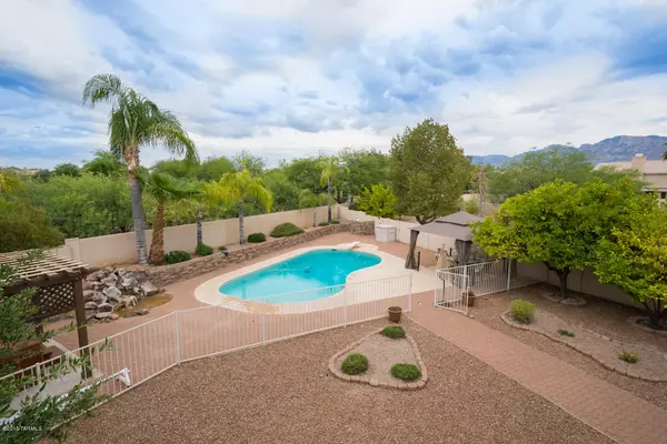 Oro Valley, AZ 85737,1926 W Desert Highlands