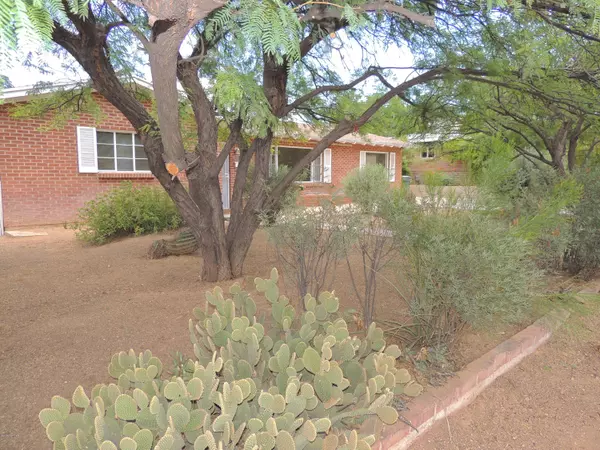 2545 E Edison Street, Tucson, AZ 85716