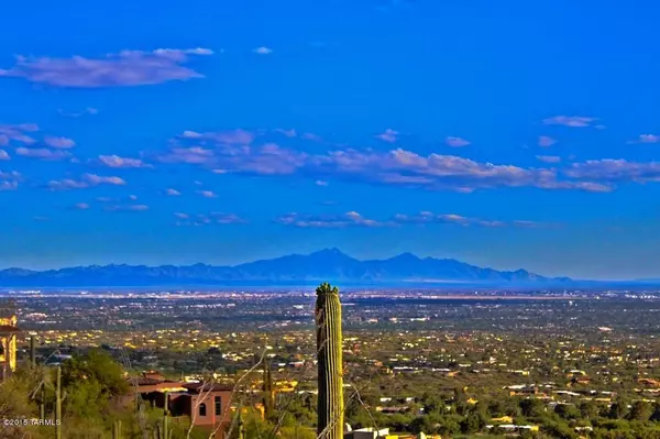 Tucson, AZ 85718,5121 E Oakmont Drive