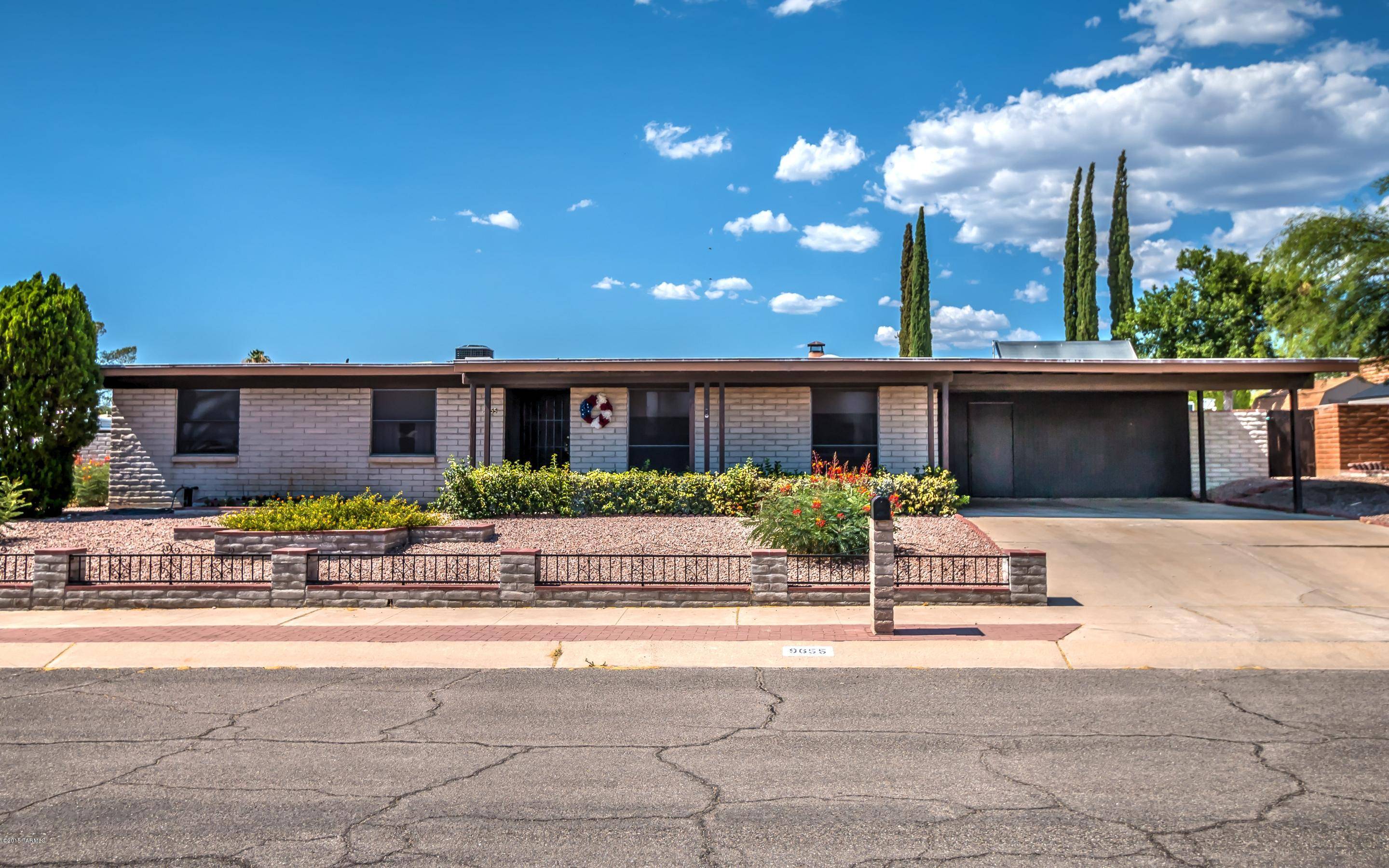 9655 E 31st Street, Tucson, AZ 85748