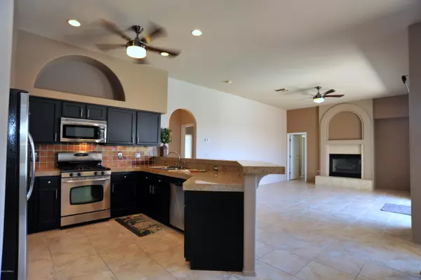 Oro Valley, AZ 85755,12560 N Copper Queen Way