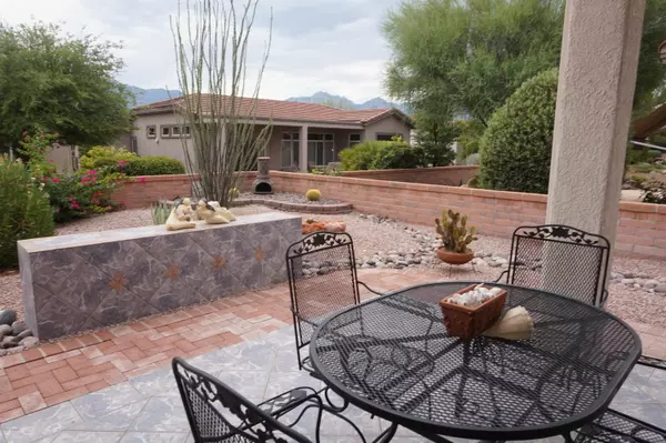 Oro Valley, AZ 85755,14046 N Buckingham Drive