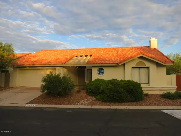 7687 E Dayview Circle, Tucson, AZ 85750