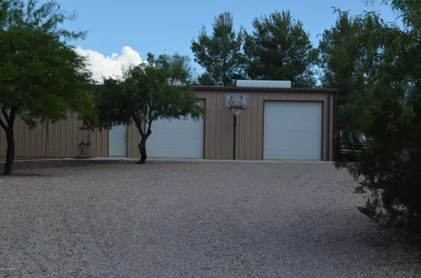 Vail, AZ 85641,2824 E Lucca Lane