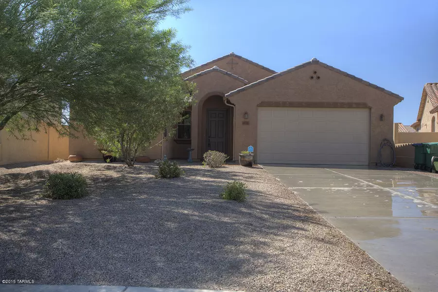 723 W Camino Sorpresa, Sahuarita, AZ 85629