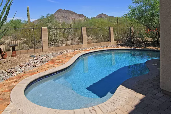 3448 S Desert Lantern Road, Tucson, AZ 85735