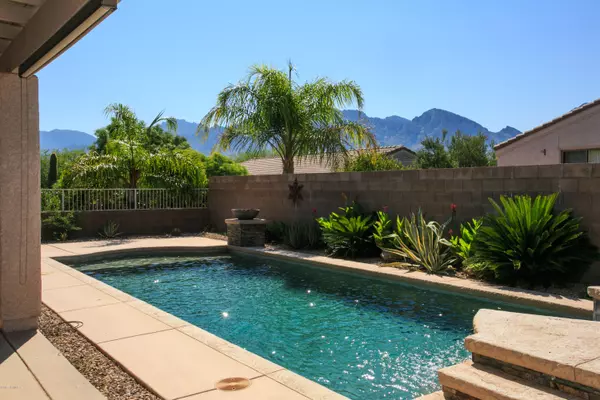 445 W Greys Road, Oro Valley, AZ 85737