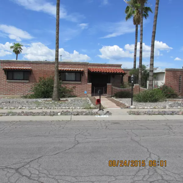 9009 E Palm Tree Drive, Tucson, AZ 85710