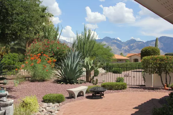 Oro Valley, AZ 85755,14660 N Flagstone Drive