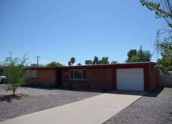 Tucson, AZ 85705,1211 W Smoot Place