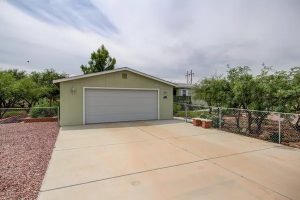 Vail, AZ 85641,13622 E Blue Cactus Lane