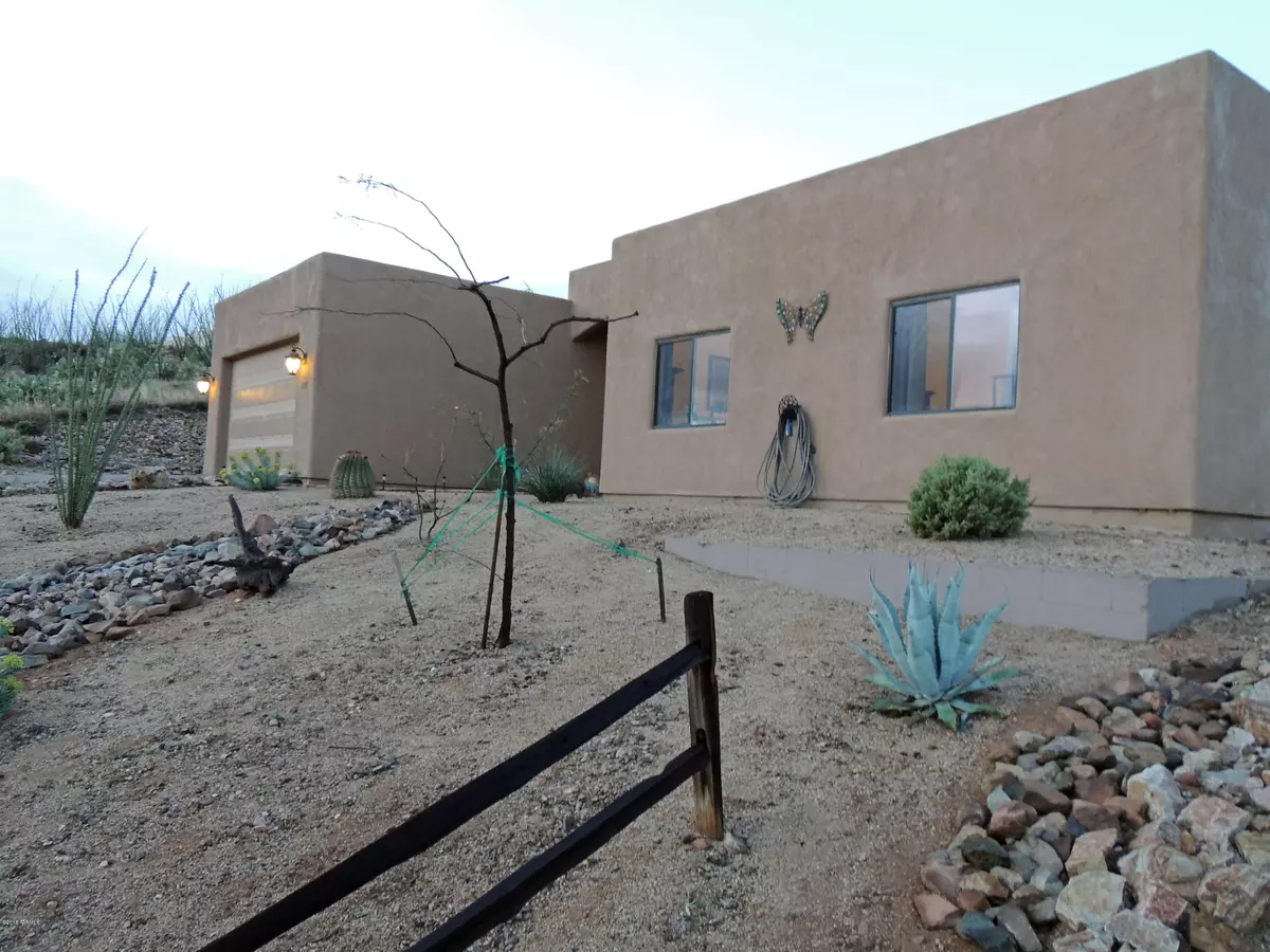 Vail, AZ 85641,1050 S Garfield Avenue