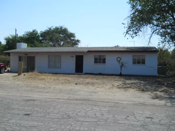 703 N Mesa Avenue, Willcox, AZ 85643