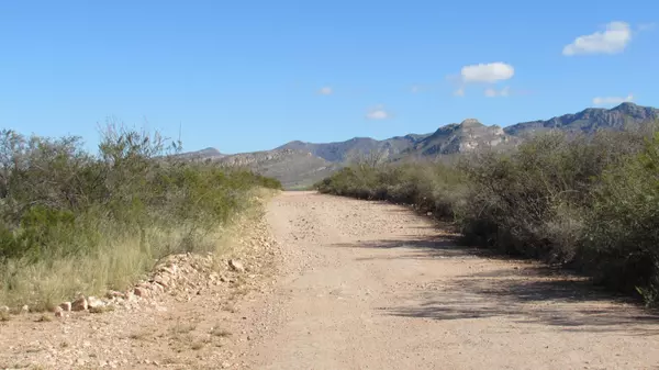 Bisbee, AZ 85603,776 S Via Liberacion