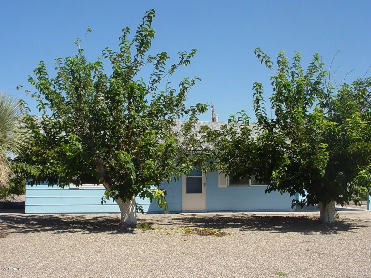 Benson, AZ 85602,552 W Cactus Street