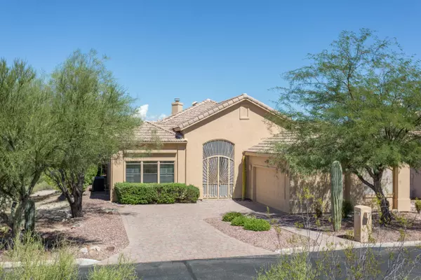 801 S DEER MEADOW Loop, Tucson, AZ 85745