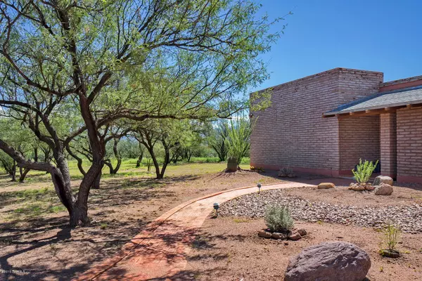 Tubac, AZ 85646,4 Single Tree Lane