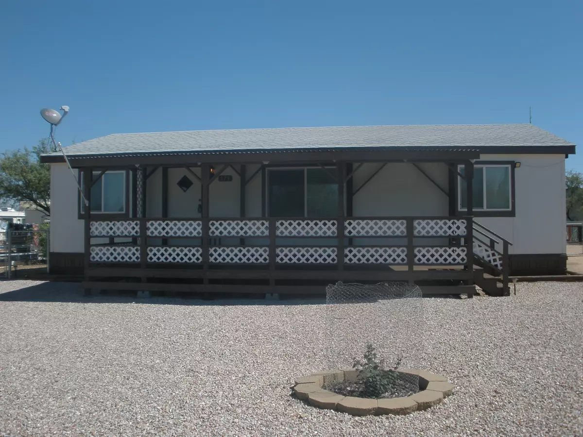 Benson, AZ 85602,573 N Palm Lane