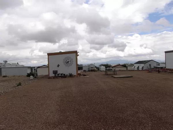 Benson, AZ 85602,1030 S Barrel Cactus S Ridge #8