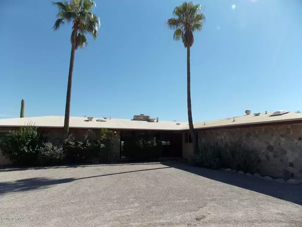 6631 N Camino Arturo, Tucson, AZ 85718