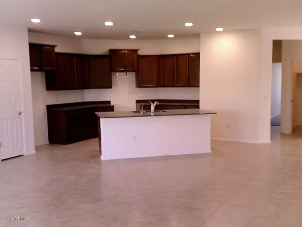 Marana, AZ 85658,14045 N River Branch Trail