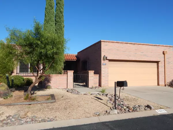 1677 W Retorno de Manana, Green Valley, AZ 85622