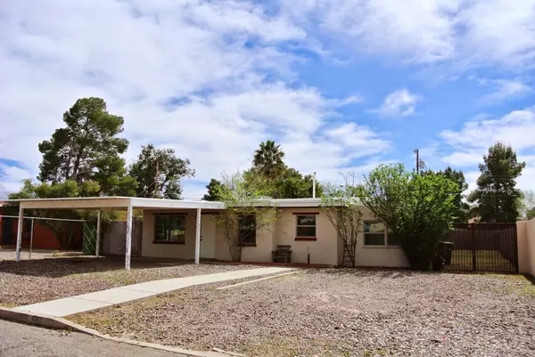 4042 E Santa Barbara Avenue, Tucson, AZ 85711