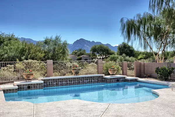 11352 N Twin Spur Court, Oro Valley, AZ 85737