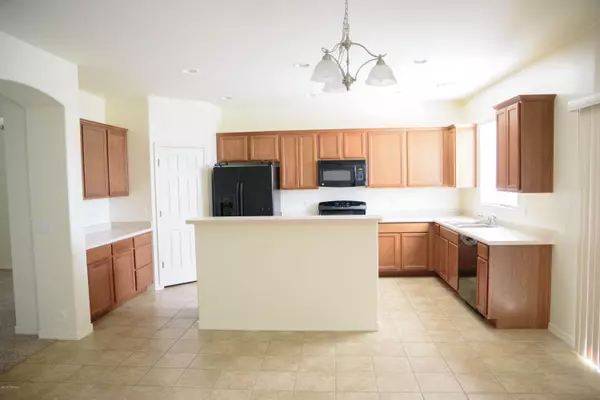 Sahuarita, AZ 85629,932 E Ashburn Mountain Drive