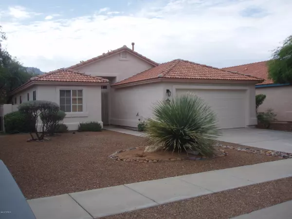 12438 N Brightridge Drive, Oro Valley, AZ 85755