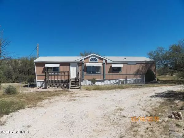 1271 N Rainbow Place, Benson, AZ 85602