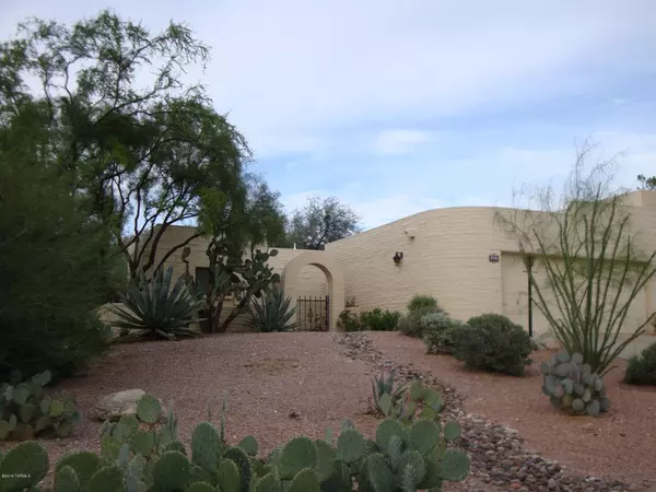 5701 E Paseo de Cenador, Tucson, AZ 85750