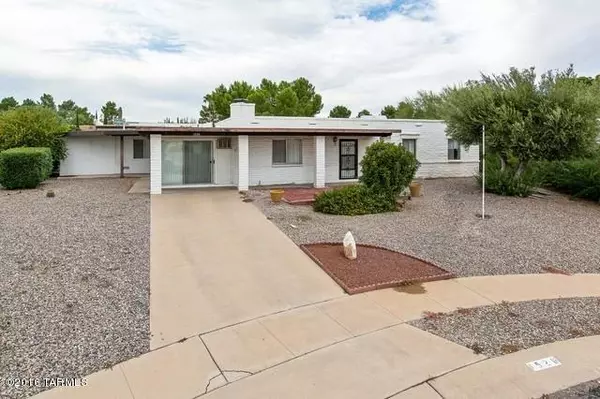 1526 S San Ray, Green Valley, AZ 85614