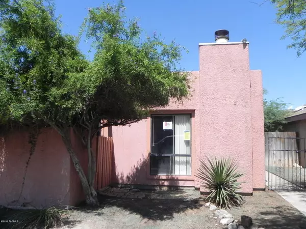 136 W Wedwick Street, Tucson, AZ 85706