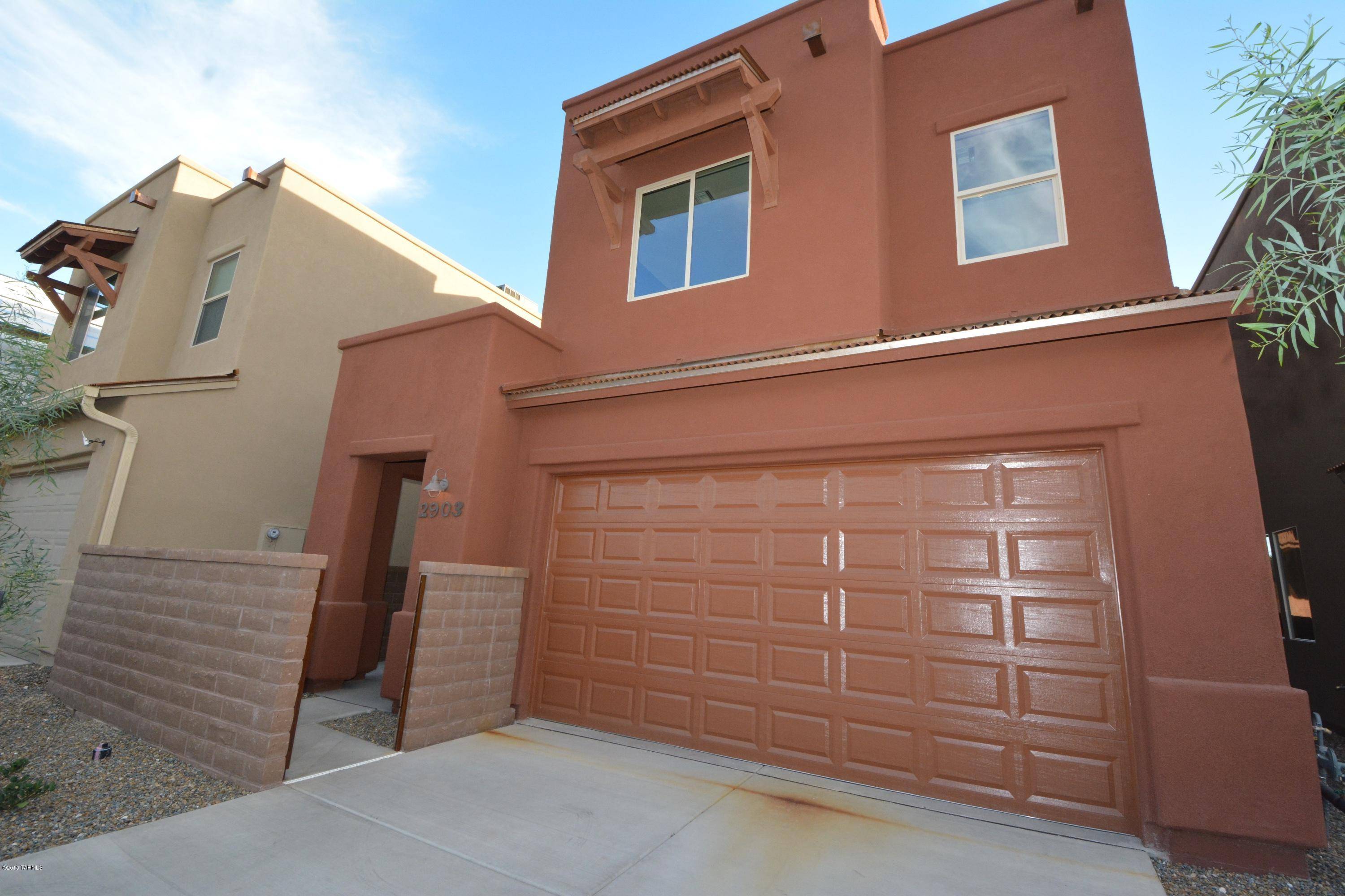 Tucson, AZ 85719,2843 N Silkie Place