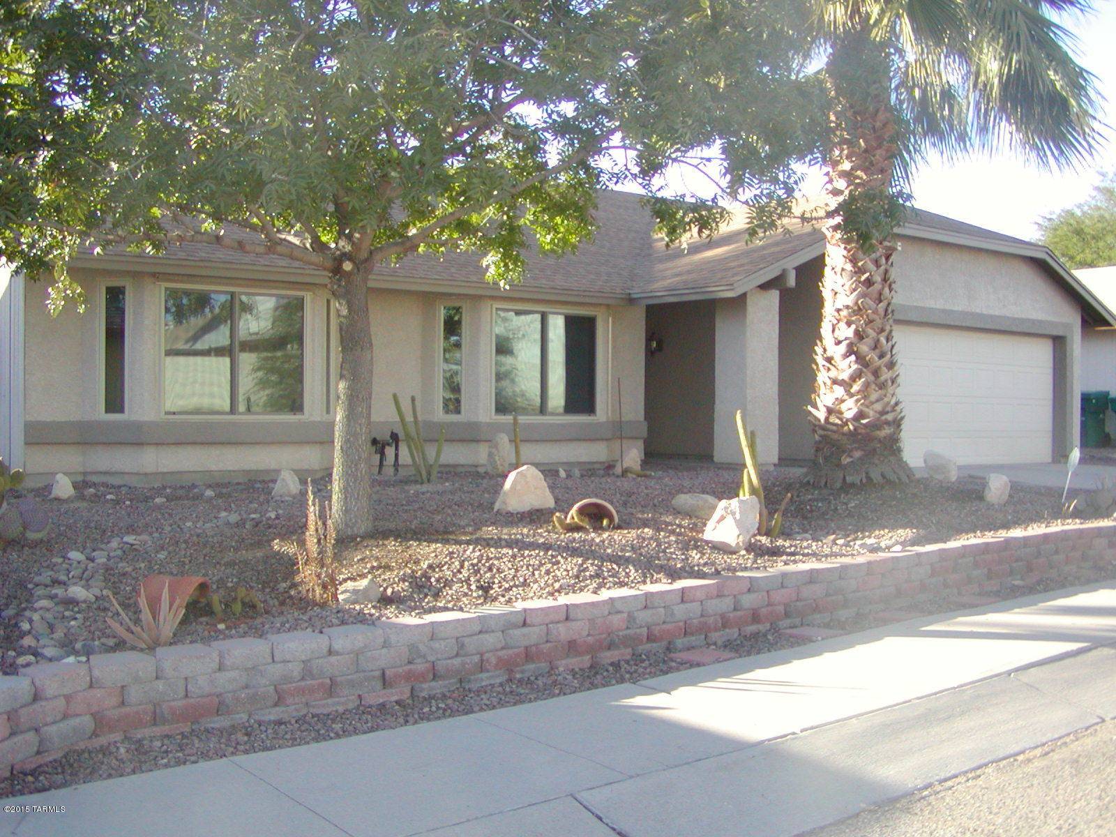 8649 N Star Grass Drive, Tucson, AZ 85742