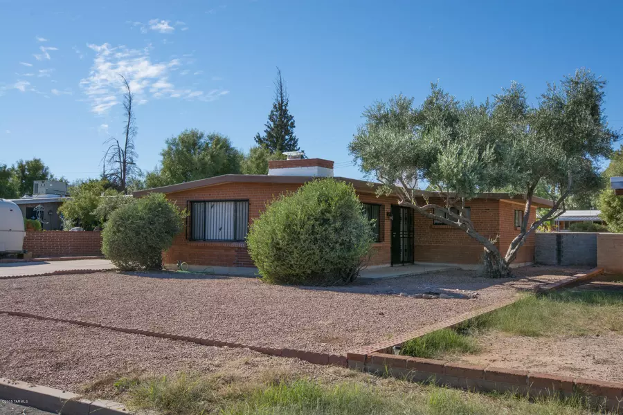 1511 N Desmond Avenue, Tucson, AZ 85712