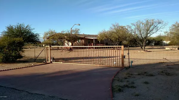 10092 W Calle Anasazi, Tucson, AZ 85735