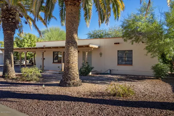 236 E Los Rincones, Green Valley, AZ 85614